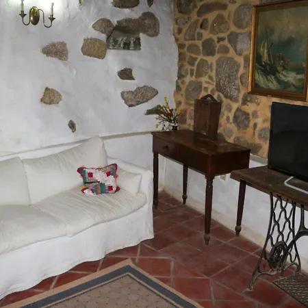 Casa Da Tia Augusta بيت للعطل